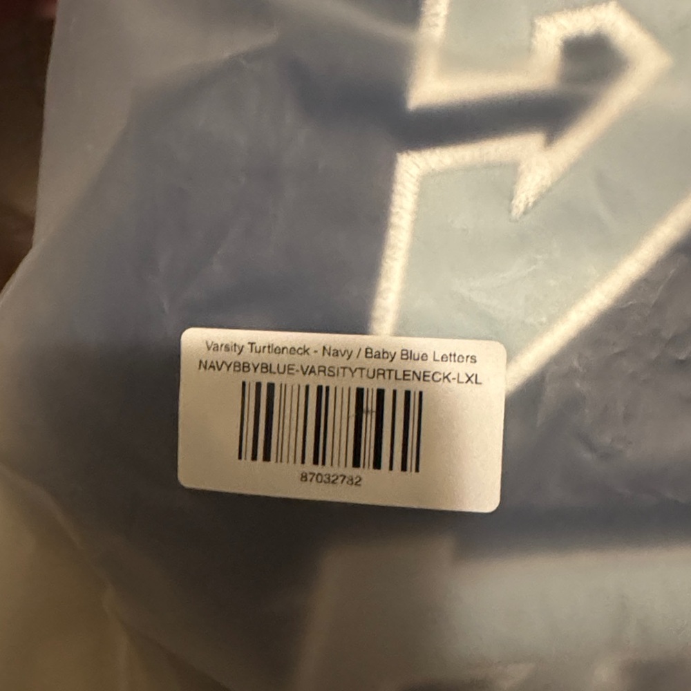 Parke Holiday varsity turtleneck sweatshirt - Picture 4 of 4